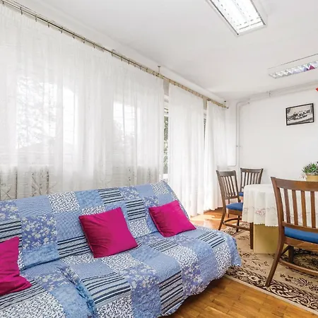 Holiday home 4 Bedroom Pet Friendly In Volosko